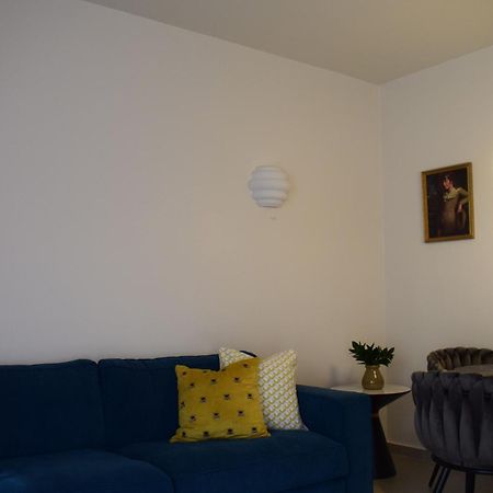 לימסול T&L Apartments Agiaos Tychonas מראה חיצוני תמונה