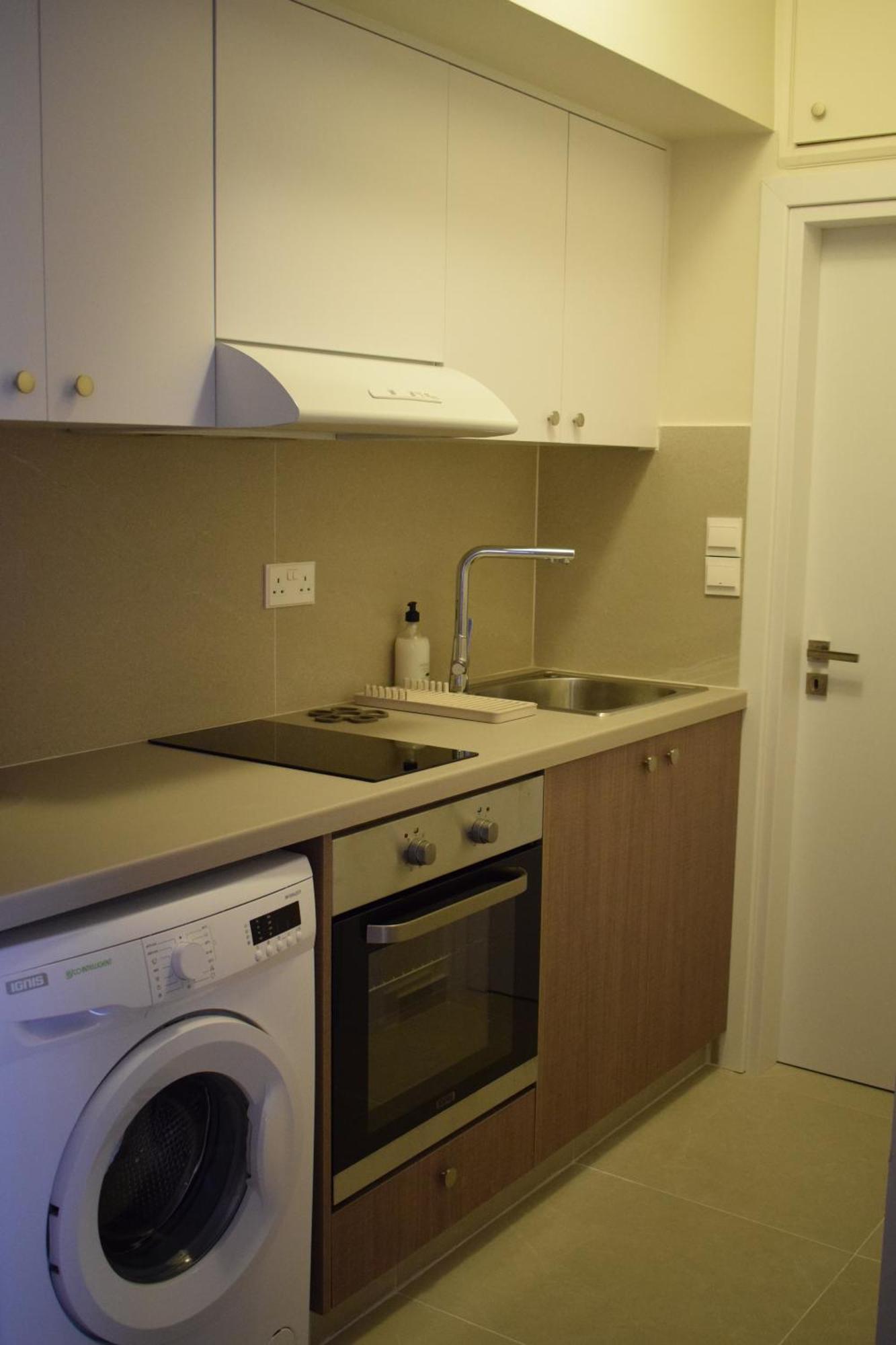 לימסול T&L Apartments Agiaos Tychonas מראה חיצוני תמונה