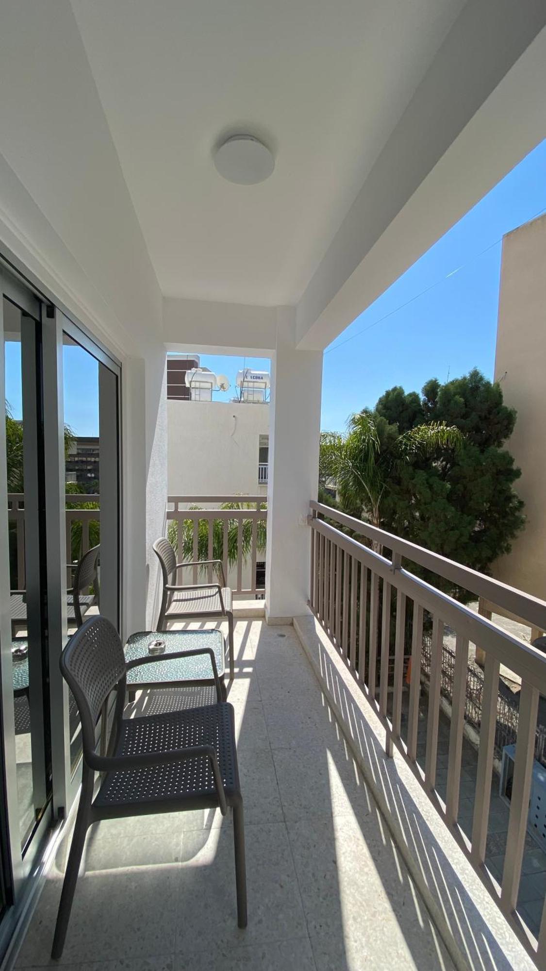 לימסול T&L Apartments Agiaos Tychonas מראה חיצוני תמונה